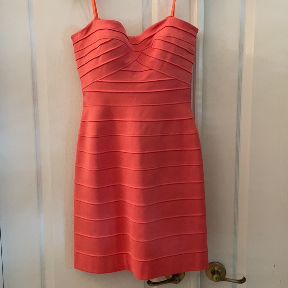 BCBG MaxAzria Strapless Coral Dress, size 10 runs small! Waist 28 inches.